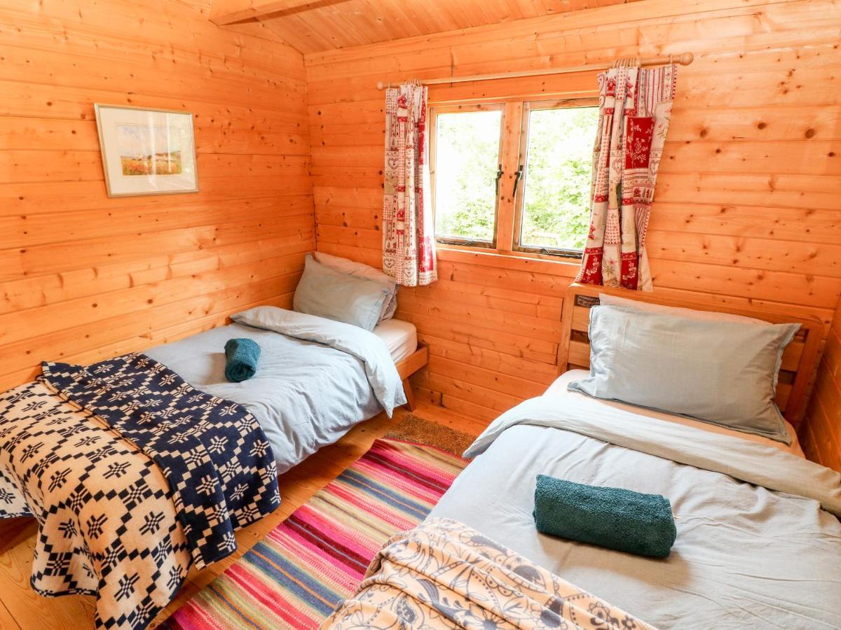 The Beach Shack Кармартън Екстериор снимка