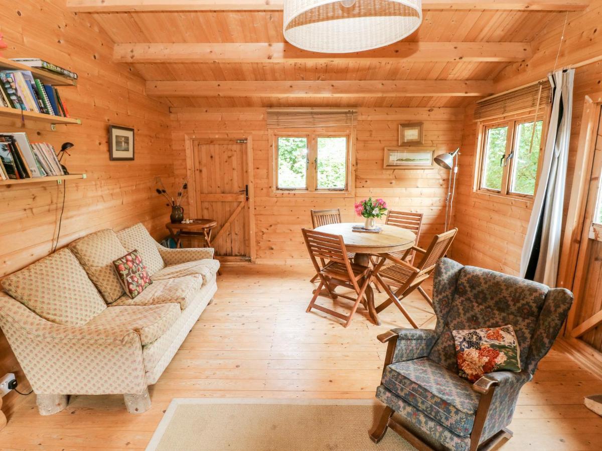 The Beach Shack Кармартън Екстериор снимка